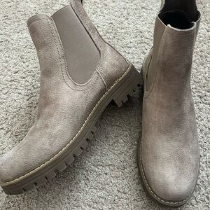 Stylish Beige Ankle Booties
